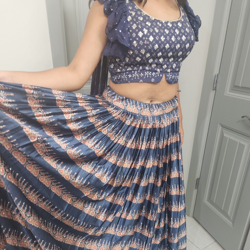 LEHENGA! NEW! - Picture 2 of 7